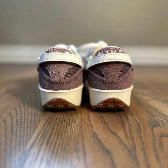 Mauve and Cream Nike Waffle Debut - Picture 3 of 5